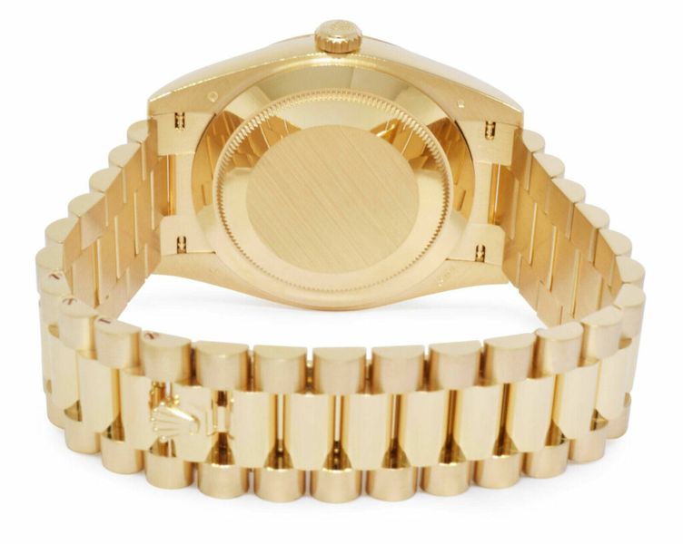 Rolex Day-Date 40 228238